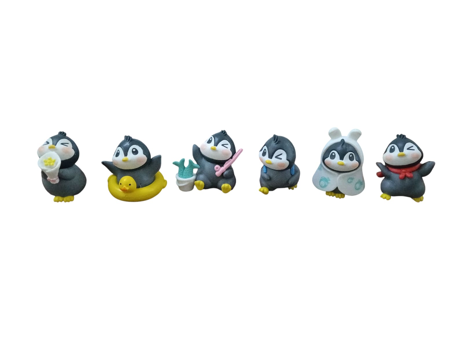 Penguin Set - Cute Miniature - Back Garden Nursery