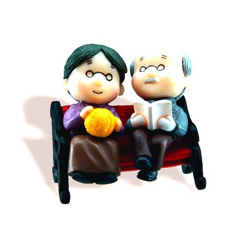 Grand Parents with Bench Miniature Toys Accessories - Back Garden Nursery