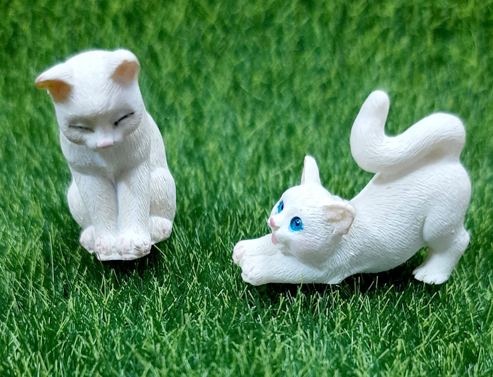 New Pint - Sized Cat for Theme Decoration (Set of 2) - Back Garden Nursery