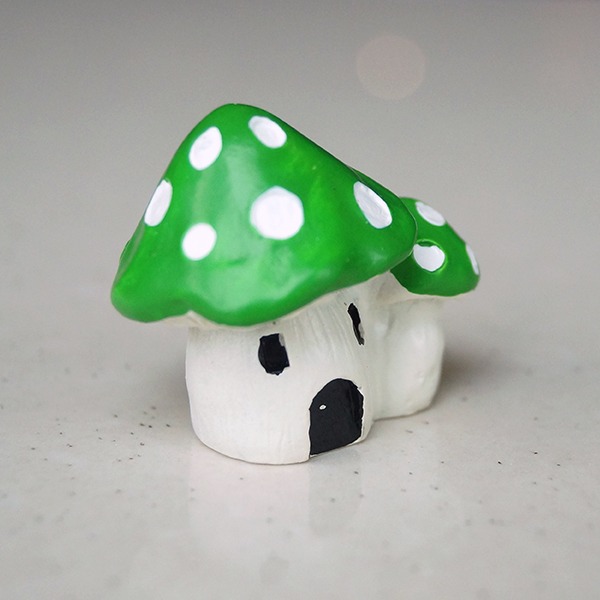 Mini Mushroom House Fairy Dollhouse Ornament - Back Garden Nursery