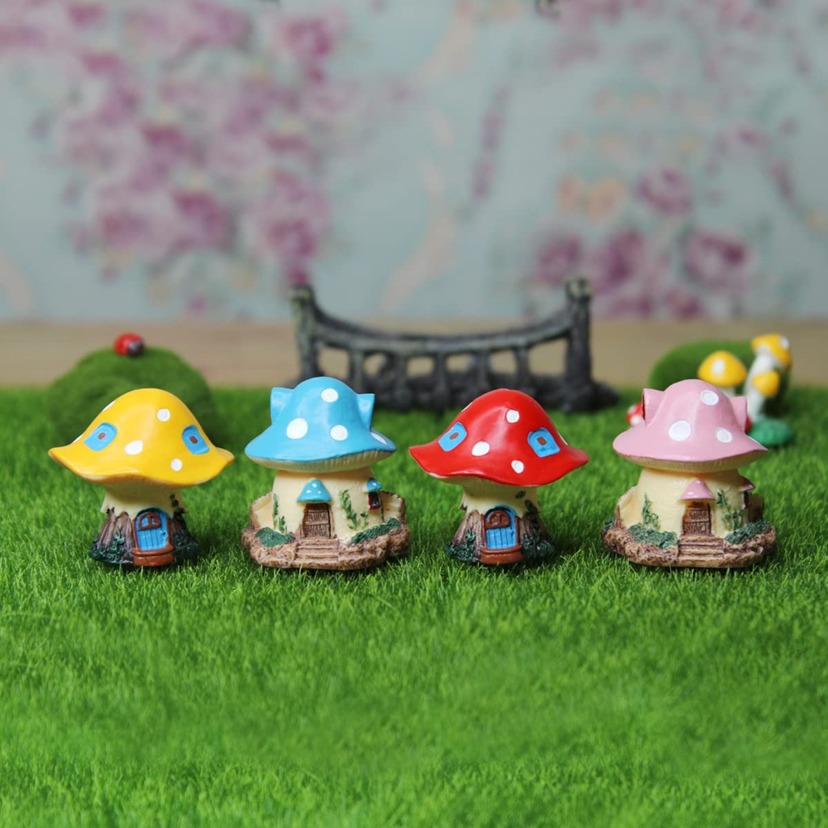 Multicolor Miniature Mushroom House (Set of 4) - Back Garden Nursery