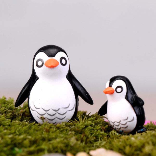 Penguin set mini Garden Toy set of 2 - Back Garden Nursery