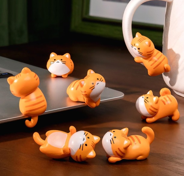 Cute Cat Set Miniature - Back Garden Nursery