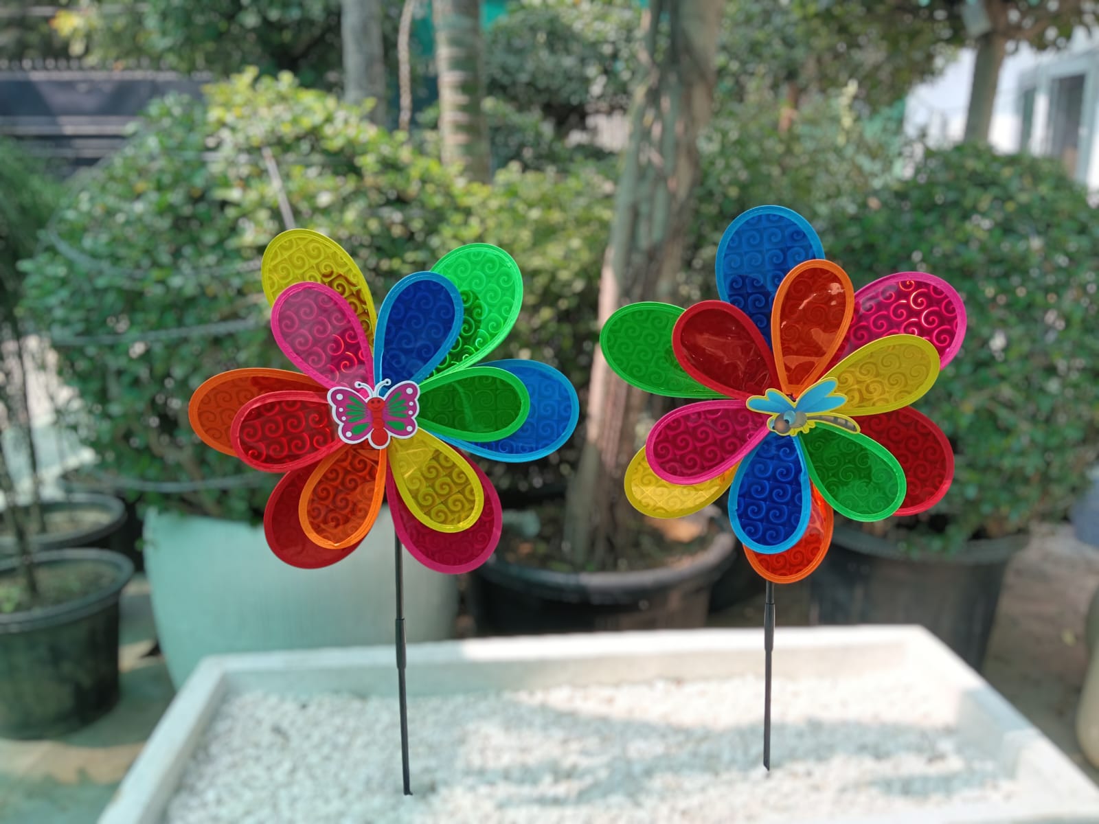 (P)  Cartoon Flower Windmill Spinner- Back Garden Nursery
