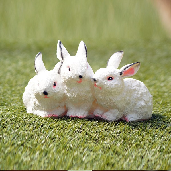 3 White Rabbit