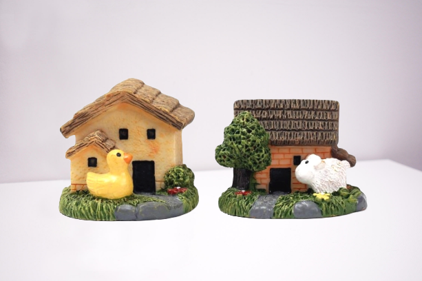 Mini House Fairy Garden Toy - Back Garden Nursery